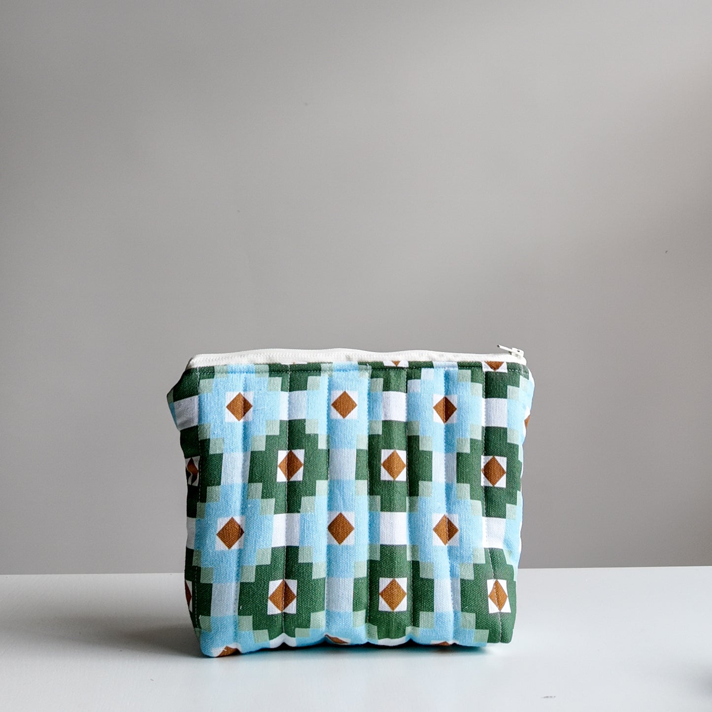 Homebody Zipper Bag